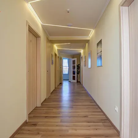 Palmy Apartmanhouse * Maglod
