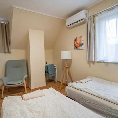 Palmy Apartmanhouse Apartment Maglod
