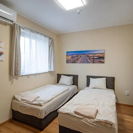 Apartment Palmy Apartmanhouse Maglod