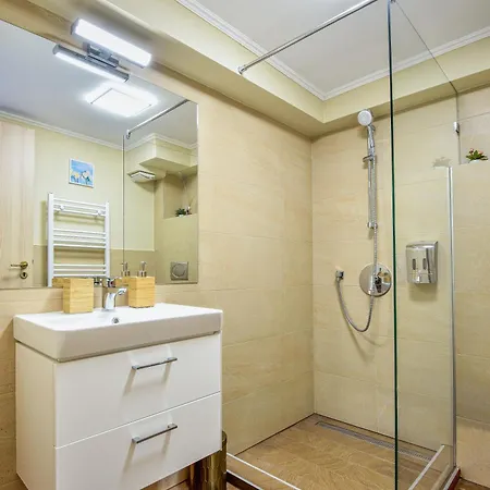 Palmy Apartmanhouse *
